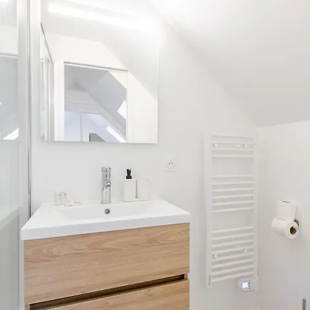 Appartement Lumineux En Plein Cœur Du Marais *